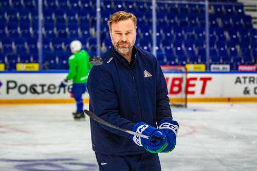 Виктор Козлов прокомментировал информацию о конфликте с Джошуа Ливо