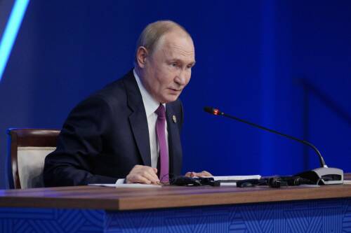 Владимир Путин поздравил «Татнефть» с 75-летием, отметив динамичное развитие компании
