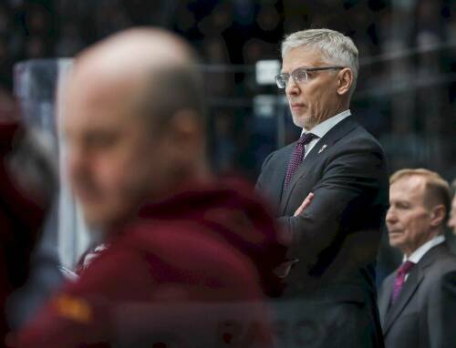 Бессилие Ларионова против «Локо» и тонущий в пучину Ротенберг: обзор событий в КХЛ