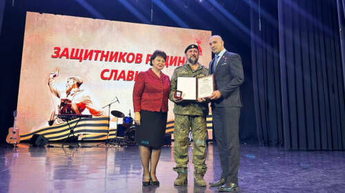 Женщины-депутаты Госсовета РТ поддержали защитников Отечества на сцене КЦ «Сайдаш»