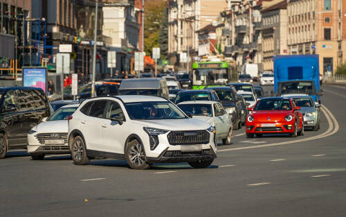 «Может, центр города закрыть машинам»: в Госсовете вспыхнули страсти по брутто-контрактам