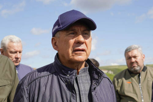 Минниханов призвал власти Зеленодольского района стимулировать малые фермерские хозяйства