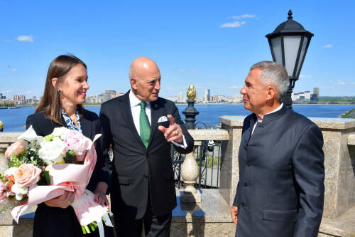 Минниханов провел переговоры с главой представительства Лиги арабских государств