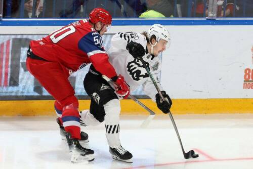 «Локомотив» попытается отыграться во втором финальном матче с «Трактором»