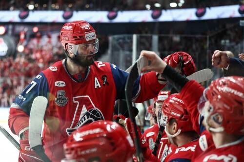 Владимир Плющев оценил игру Радулова в первом матче финала Кубка Гагарина