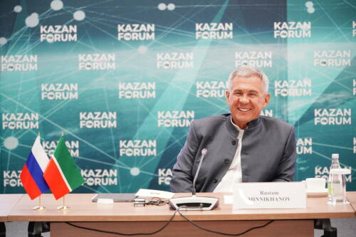 Минниханов: Молодежь составляет порядка 70% населения исламского мира