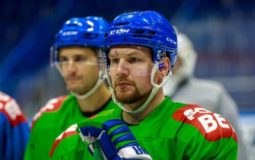 Василевский высказался о незасчитанном голе Хмелевски в серии «Локо» с «Салаватом»