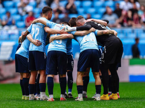 На краю между жизнью и смертью: «Крылья Советов» прошли лицензию РПЛ, но что будет дальше