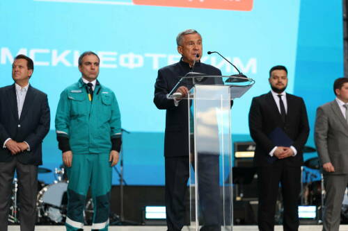 Рустам Минниханов о 30-летии СИБУРа: Это только начало большого пути