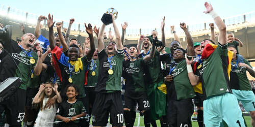 Гегемон повержен в свое столетие: как «Зенит» лишился всех трофеев в юбилей