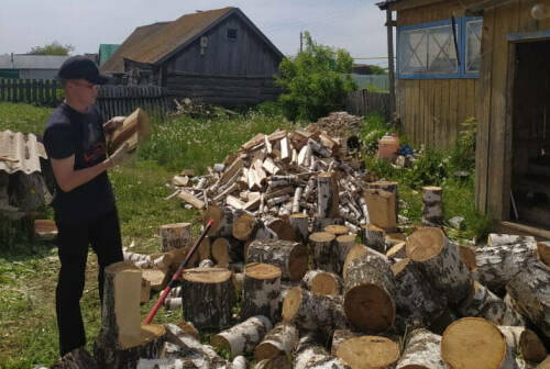Тепло для дома защитника: в Актанышском районе помогли матери участника СВО