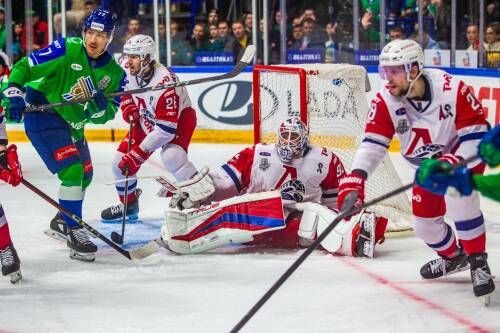 «Салават Юлаев» всухую уступил «Локомотиву» в четвертом матче полуфинала Кубка Гагарина
