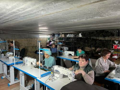 Лаишевские волонтеры получили грант на пошив антитепловизионных одеял для СВО