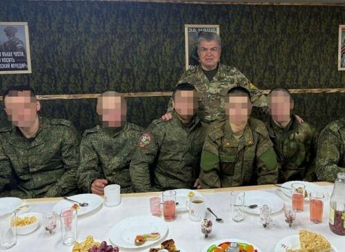 «Это наша с вами обязанность»: мэр Челнов передал новую партию помощи в зоне СВО