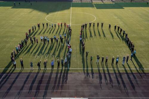 Навстречу Победе: жители Заинска выстроились в символическую цифру «80»