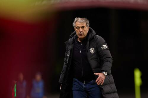 Рашид Рахимов занял последнее место из номинантов на лучшего тренера апреля в РПЛ