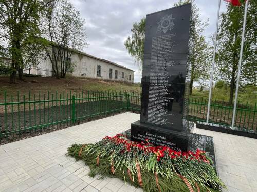 В Таш-Кичу Тукаевского района РТ открыли мемориал павшим героям