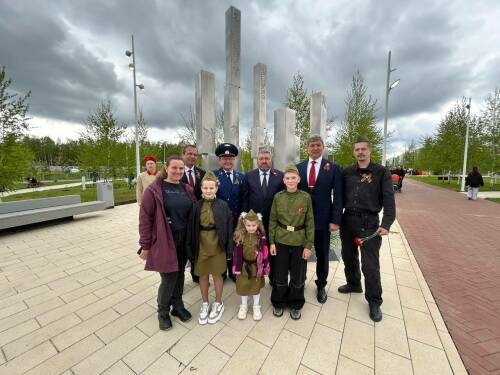 В Иннополисе открыли стелу Защитникам Отечества и заложили яблоневый сад