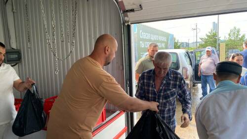 В Сокурах раздали мясо семьям бойцов СВО, пожилым и многодетным