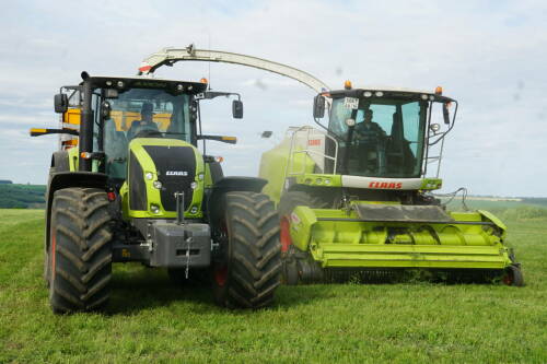 Глава Минсельхозпрода Татарстана призвал ускорить заготовку кормов