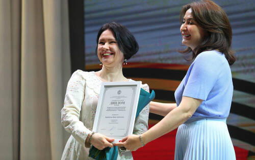 «Очень поддерживает, когда о нас пишут»: в Казани наградили авторов произведений об СВО