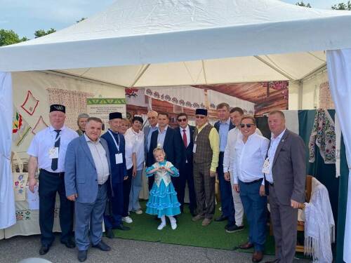 В Нижнекамске проходят масштабные торжества в честь Сабантуя