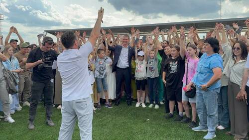 Фирдус Тямаев устроил танцевальный флешмоб на Сабантуе в Менделеевске