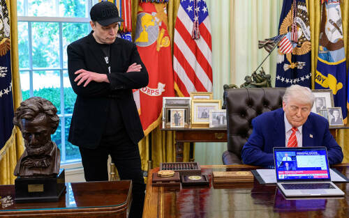 «Он просто сошел с ума!»: почему Илон Маск и Дональд Трамп поссорились и стали врагами