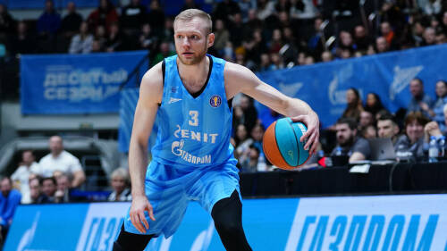 Чемпион Единой лиги 2022 года Денис Захаров стал игроком УНИКСа