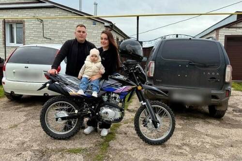 Семья фермеров из Новошешминского района передала бойцам СВО новый мотоцикл