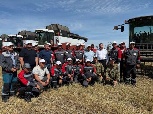 Минниханов проинспектировал уборку урожая и работу АПК в Алексеевском районе