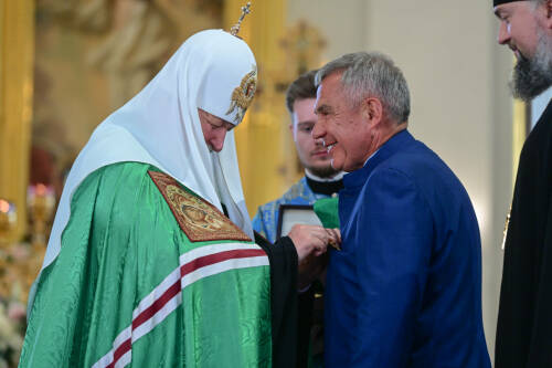 Исламские деятели прокомментировали вручение Минниханову Ордена славы и чести