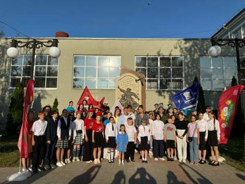 Детский омбудсмен Татарстана почтила память детей, погибших в Донбассе