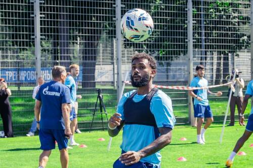 Стало известно, сколько «Зенит» просит у «Палмейраса» за трансфер Вендела