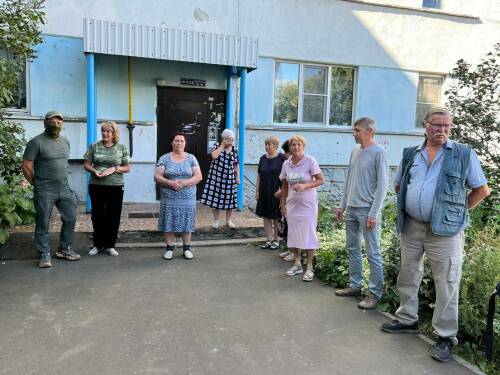 «Только не плакать»: в Челнах на передовую проводили бойца с позывным Банкир