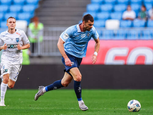 Вячеслав Федорищев заявил, что у «Крыльев Советов» нет задачи стать частным клубом