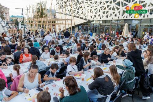 Новый рекорд: 555 человек одновременно будут рисовать на фестивале «Каракуз»