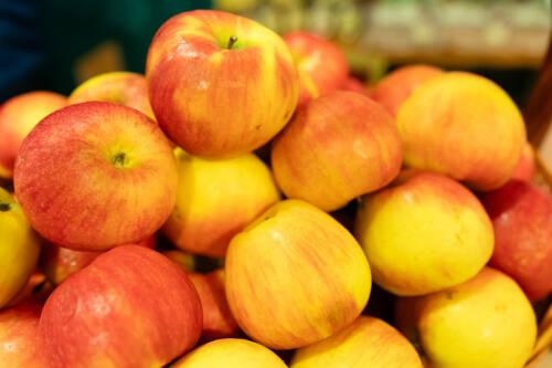 Эксперт Холод рассказал, как выбрать сладкие и хорошие яблоки