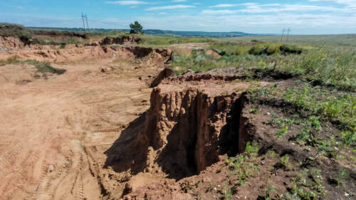 Экологи обнаружили несанкционированный карьер в селе Большие Аты