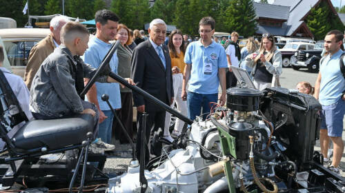 Фарид Мухаметшин: «Фестиваль ретротехники стал доброй традицией Татарстана»