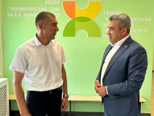 «Опыт пригодится в школе»: Хадиуллин стал наставником участника СВО из Высокой Горы