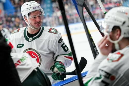 «Ну потолкались чутка». Бурмистров рассказал о драке с Радуловым в «Ак Барсе»