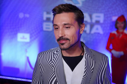 Дима Билан на «Новой волне»: «Везу из Казани по 40 эчпочмаков для друзей и мамы»