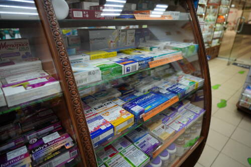 Фармацевтов начнут штрафовать за несообщение о дешевых аналогах лекарств