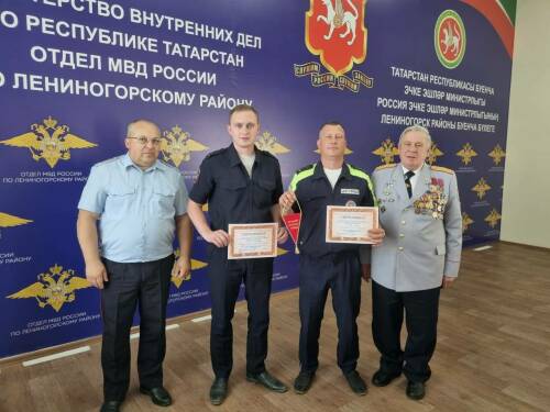 «Отец, я тебя не подведу!»: сын бойца СВО стал лучшим инспектором ДПС в Лениногорске