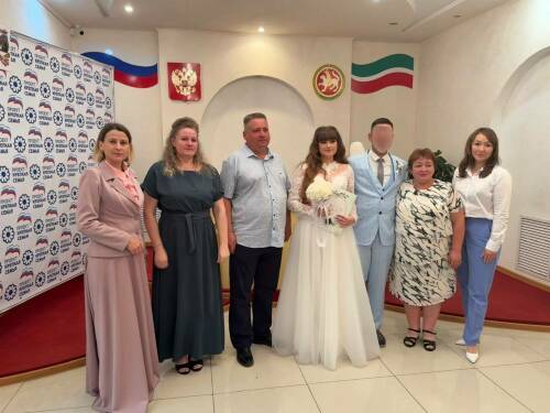 «08.08 — дата любви»: боец СВО женился на возлюбленной в Заинске