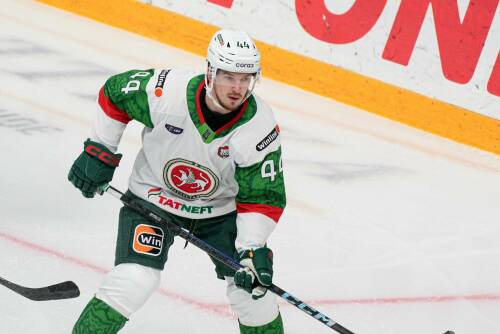 Защитник Дмитрий Юдин официально перешел в «Автомобилист»