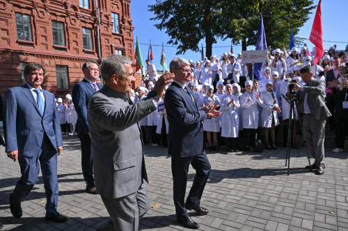Раис Татарстана поприветствовал первокурсников Казанского медицинского университета
