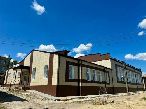 В Лисичанске при поддержке Татарстана благоустроили территорию ДЮСШ №2