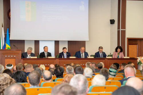 «Хочу поблагодарить каждого из вас»: 4-й созыв депутатов Нижнекамска сложил полномочия